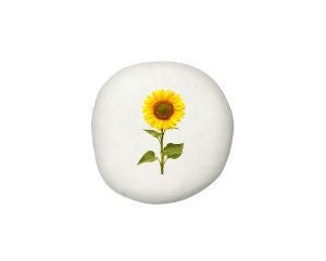 Sunflower Stone in your choice of size  -Sunflower Gift- Sunflower - Token - Keepsake - Good Luck - Long Lasting Flower - Sunflower Rock
